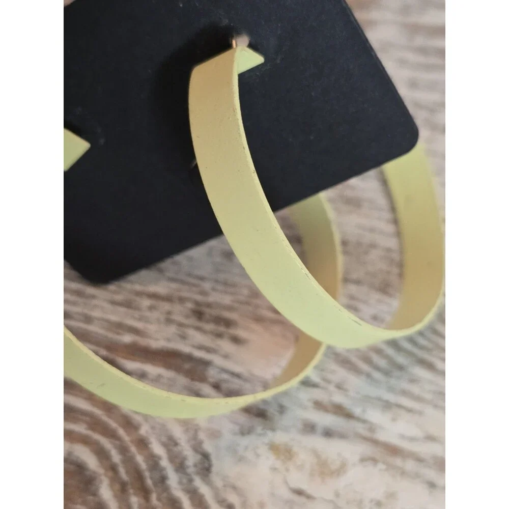 Gold Tone Chunky Hoop Earrings White Acrylic Yellow Matte Hoop Trio Set #433